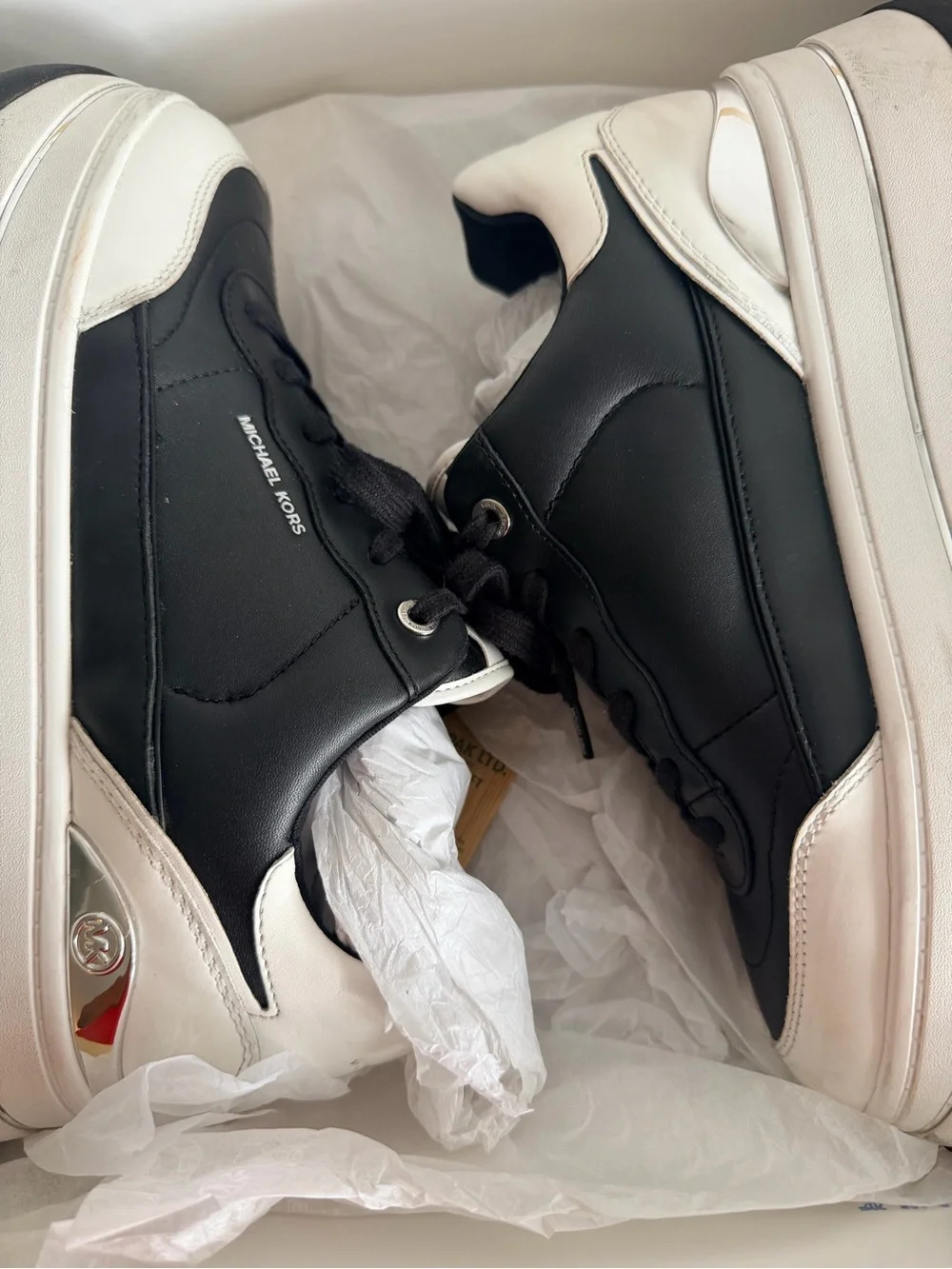 Michael Kors Black and White Womens Platform Sneakers size 9